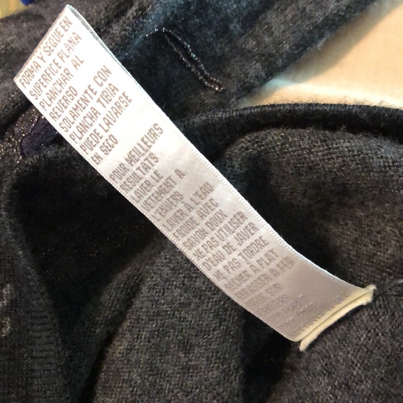 Vtg JONES NEW YORK Size Small P
100% Lana Merino Wool True Wrap Floral Metallic - Picture 13 of 17